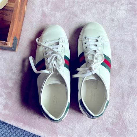 women's Gucci shoes size 10.5